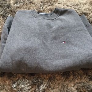 medium tommy Hilfiger sweatshirt